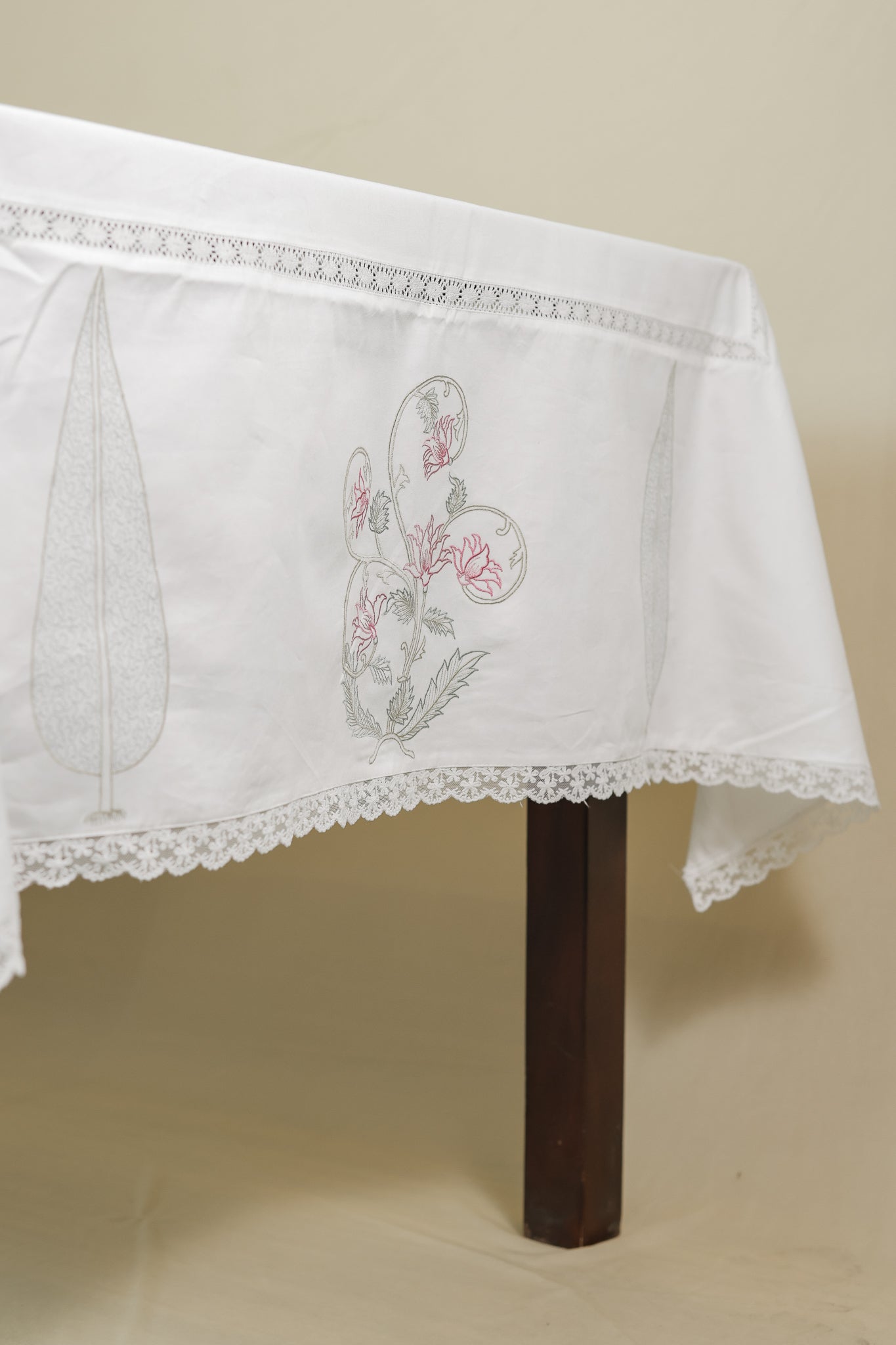 Blooming Cypress Table Cloth