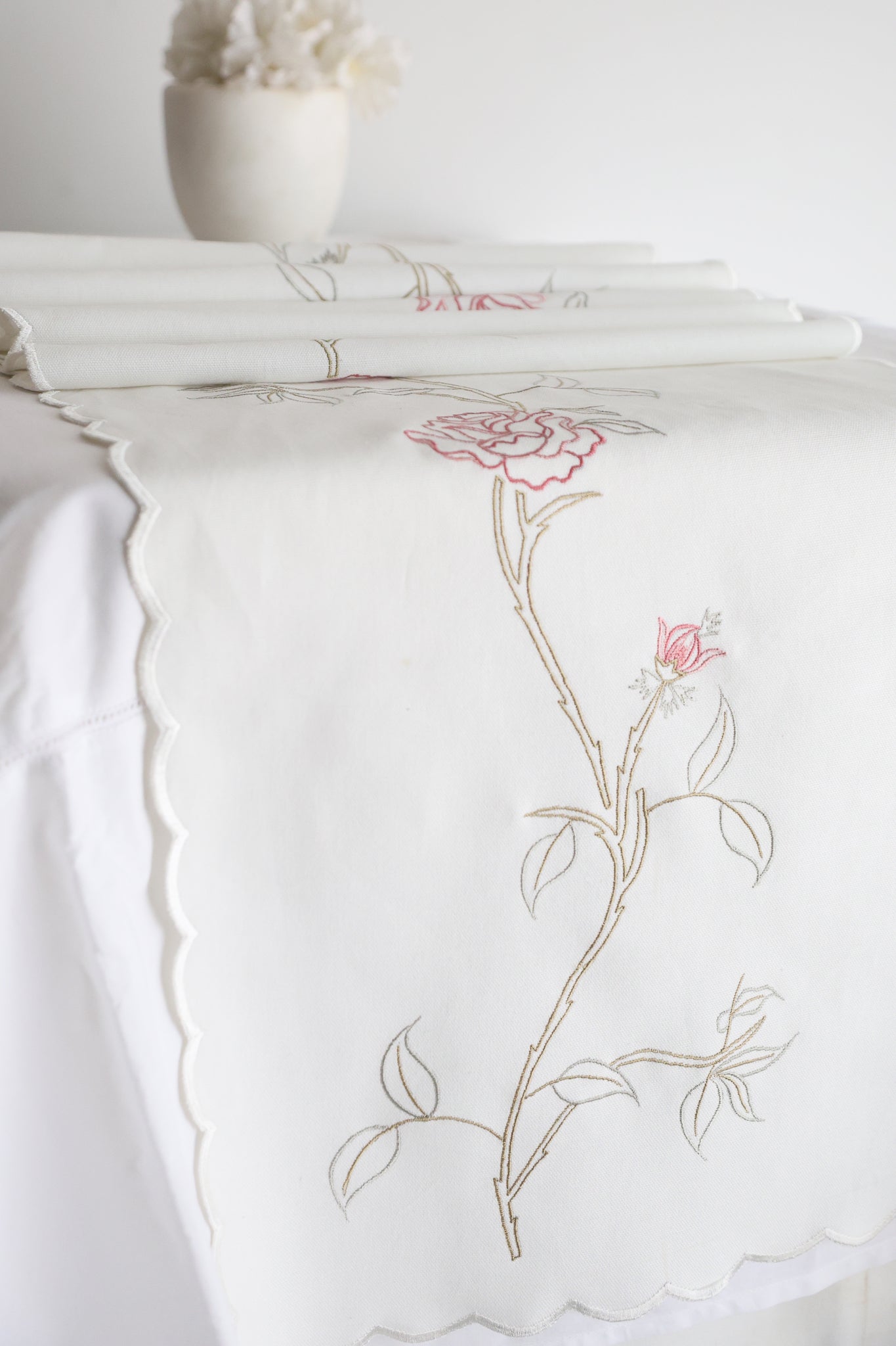 English Rose Table Runner