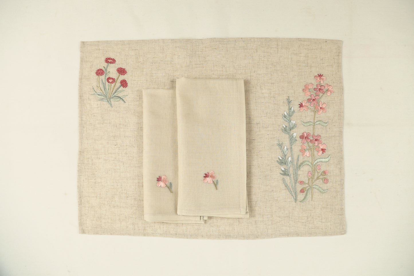 Coral Meadow Placemat and Napkin Set